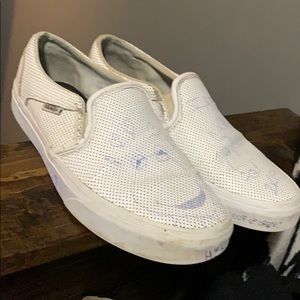 vans doted slide on’s